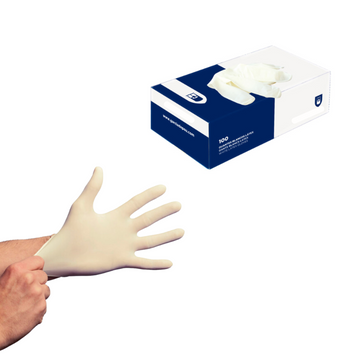 Mano che indossa un guanto in lattice bianco e scatola che li contiene